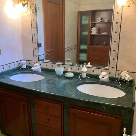 Marie Con Piscina Affittacamere Guest house *