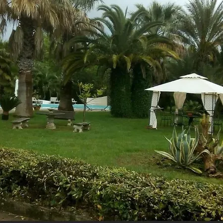 Marie Con Piscina Affittacamere Guest house *