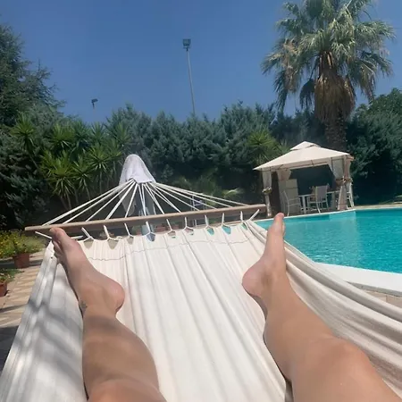 Marie Con Piscina Affittacamere Mesagne