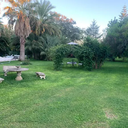 Guest house Marie Con Piscina Affittacamere Mesagne